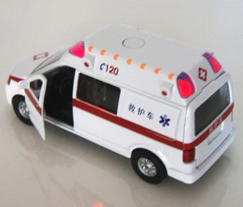 1 / 32 beyaz Ambulans Tıbbi araçlar Oyuncak Alaşım Arka Işık ve Ses ile Döküm Model Çekin