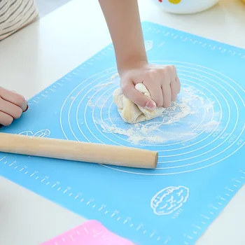 1 adet Büyük Silikon Pişirme Dirençli Pişirme Plakası Masa Paspaslar Rolling Yoğurma Pad Mutfak Araçları Fondan Pasta Hamur Isı Mat