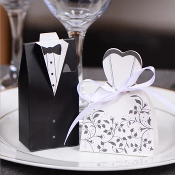 100set/lot 5 tasarımları düğün smokin beyaz elbise gelin ve damat düğün şeker kutuları düğün iyilik kutuları figt