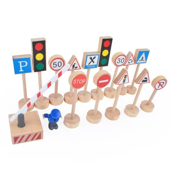 16PCS Renkli Ahşap Cadde Trafiğe Sahne Çocuk Park İşaretleri Eğitici Oyuncak Çocuk Doğum günü Hediyesi Thomas Tren Seti