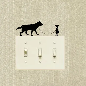 2SS0884 kız Yürüyen Bir Kurt Köpeği Yaratıcı Anahtarı Sticker Vinil Duvar Çıkartması