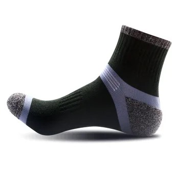 3pairs/lot Cody Çelik Erkek Marka Çorap Erkek Kış Termal Sıcak Rahat Kalın Pamuk Erkek İçin Moda Çoraplar