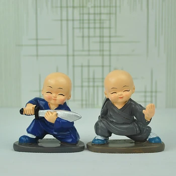 4 adet/sürü shaolin kungfu kılıç Sallamak Buda Monk Reçine Heykelcik El Sanatları Ev Dekoratif Süsler Yaratıcı El Sanatları