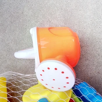 6pcs Çocuk Kum Oyun Oyuncaklar Kum Kalıp Sulama araçları Oyuncak bebek banyo oyuncak açık Yaz plaj Kum Küreği