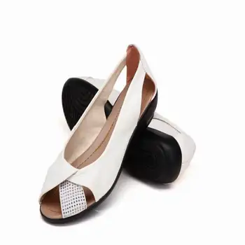 Artı boyutu(35-43)Yeni 2018 yaz ayakkabı kadın hakiki deri rahat ayakkabılar takozlar kadın için kadın pompaları kadın sandalet sandalet