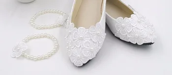 Bahar sonbahar üzerinde beyaz dantel çiçek düğün ayakkabı kadın düz topuk yuvarlak ayak kayma artı boyutu 40 41 kadın düğün ayakkabı flats