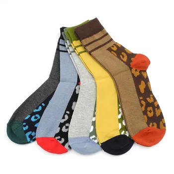 Erkekler için 2017 Moda Desen Erkek Çorapları Kış Pamuklu Çorap Rahat Çorap Kaliteli Jacquard Erkek Çorap Boyutu 39-44