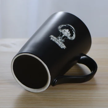 Kapak ve kaşık ile çizgi film Tek Parça Kahve kupa seramik copo luffy sıfır ace Kupası