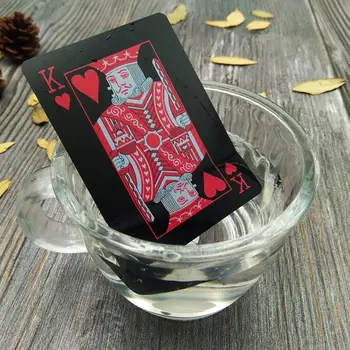 Kırmızı siyah su Geçirmez Dayanıklı PVC Maki Tipi Plastik retro ile İskambil geri şerit Yenilik Texas poker oyunu Poker Kartları