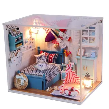 LED Mobilya ve Kapak Kızı Hediye Oyuncak, Romantik Yaz LeadingStar Dollhouse Minyatür DİY Ev Seti Ahşap Sevimli Oda