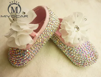 MİYOCAR Çarpıcı renkli rhinestone kristal Bebek Kız çocuk ayakkabı Elmas ilk Walker dantel çiçek Bling Kişiselleştirilmiş