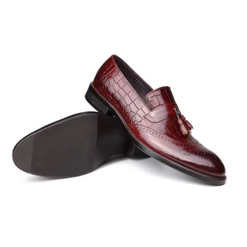 Resmi Ayakkabı Erkek İngiliz Vintage Hakiki Deri Kaymaz Ayak Erkek Ayakkabı Sonbahar Yeni Moda Kanat Ucu Püskül Elbise Ayakkabı Sivri