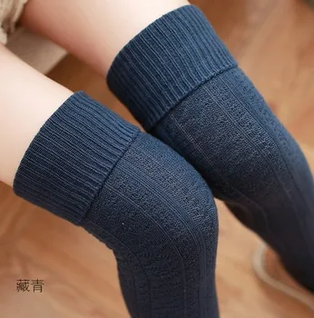 Sonbahar ve kış güzellik bacak çorap diz kelepçeli yüksek stok femal termal çorap uzun pamuk örme