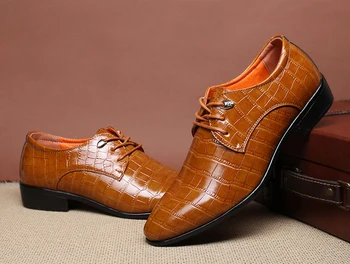 Sıcak Satış Kore İş Elbise Ayakkabı Düğün Deri Ayakkabı İngiliz Moda Erkek Deri Ayakkabı Gece Kulübü Turuncu Ayakkabı