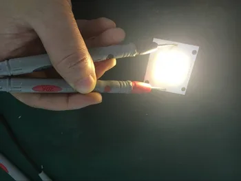 Toptan YENİ sıcak beyaz 9watt DC3V koçanı çalışma ışığı bisiklet ışık için kullanılan 10 adet/lot pil bağlantı DİY led el feneri