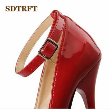 US9 SDTRFT-Altın Bahar 14 15 16 17 18 Altları Kırmızı rugan ayakkabılar Ayak Bileği Kayış Düğün pompaları Mujer Crossdresser Sivri
