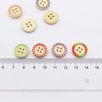 Çok renkli 100 ADET Karışık 4 Delik Ahşap Düğmeler, Giyim DİY Zanaat Dikiş Scrapbook 15 mm Yuvarlak